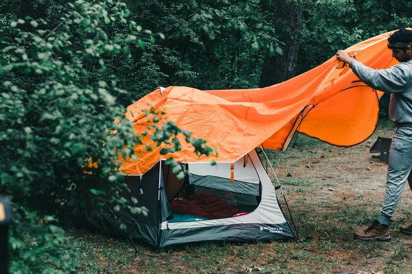 Camping au lac du bourget : l'évasion nature entre montagnes et eaux turquoise